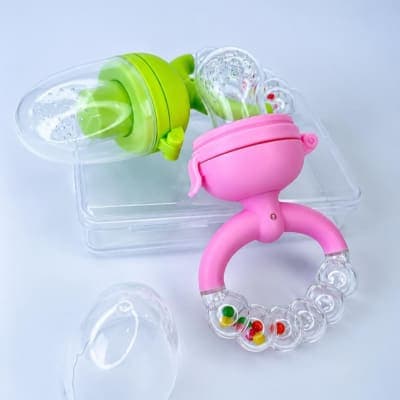 Chupón Frutero de Silicona con Sonajero